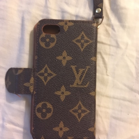 Louis Vuitton Iphone 6 case - Picture 3 of 6